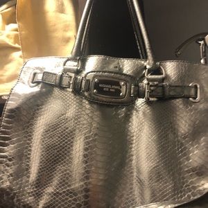 Used MK Handbag, in very good condition